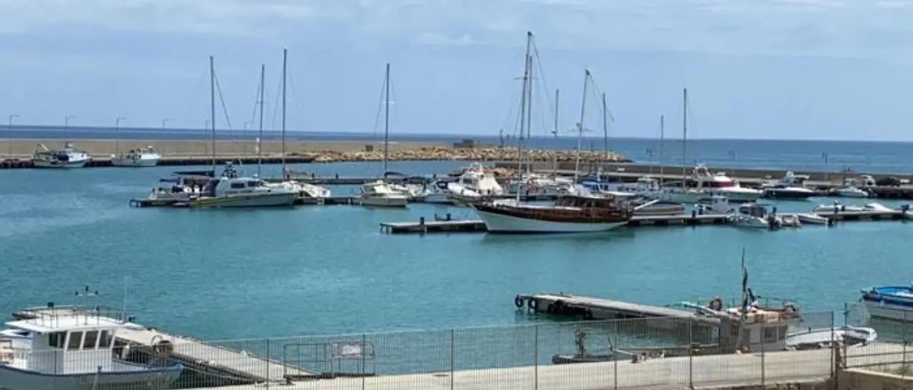 Così i clan controllavano porti e pesca di Cirò e Cariati, la “bacinella” usata anche per pagare le nozze alla figlia del boss