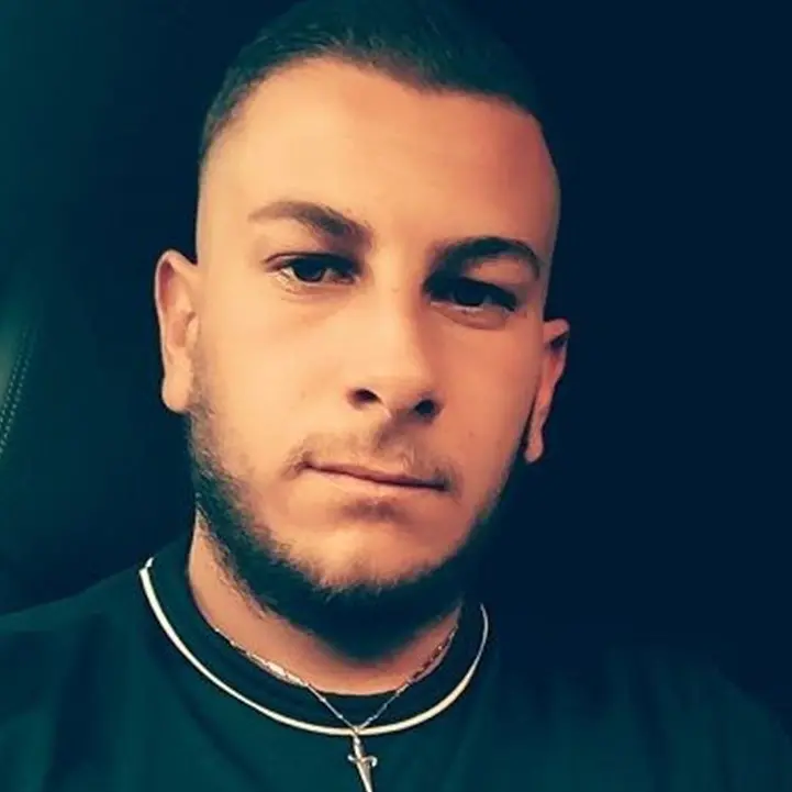 Ucciso dal rivale in amore, la Cassazione conferma due condanne per l’omicidio di Antonio Barbieri