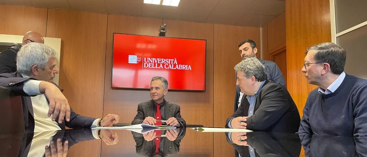 Medicina all’Unical, firmati accordi con Azienda sanitaria e ospedaliera di Cosenza per lo svolgimento dei tirocini