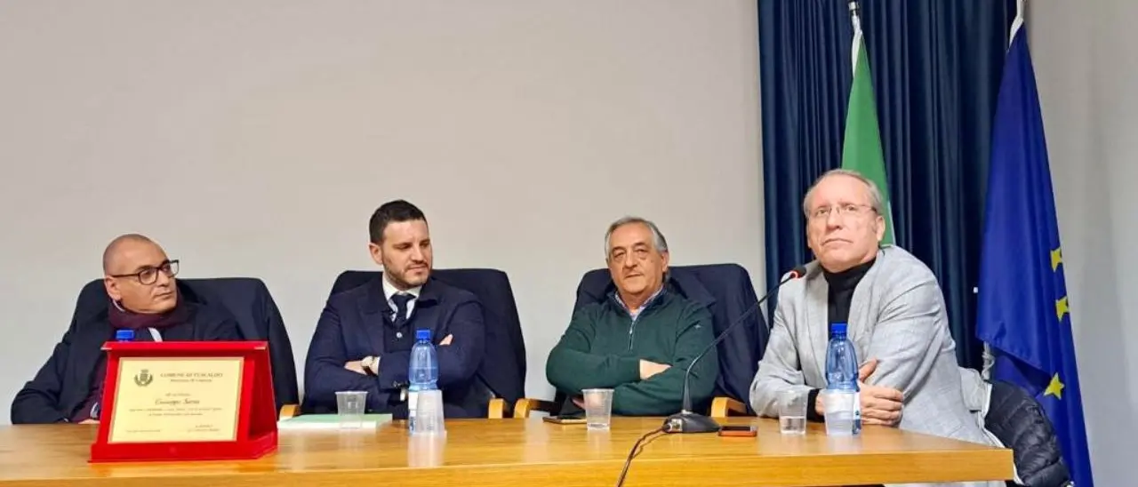 Orgoglio calabrese, l’archistar Samà torna nella sua Fuscaldo e si racconta: «Passione e tanti sacrifici prima del successo»