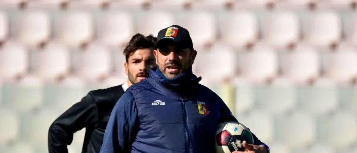 Spari all’auto dell’ex allenatore del Catanzaro Antonio Calabro, la solidarietà del club giallorosso