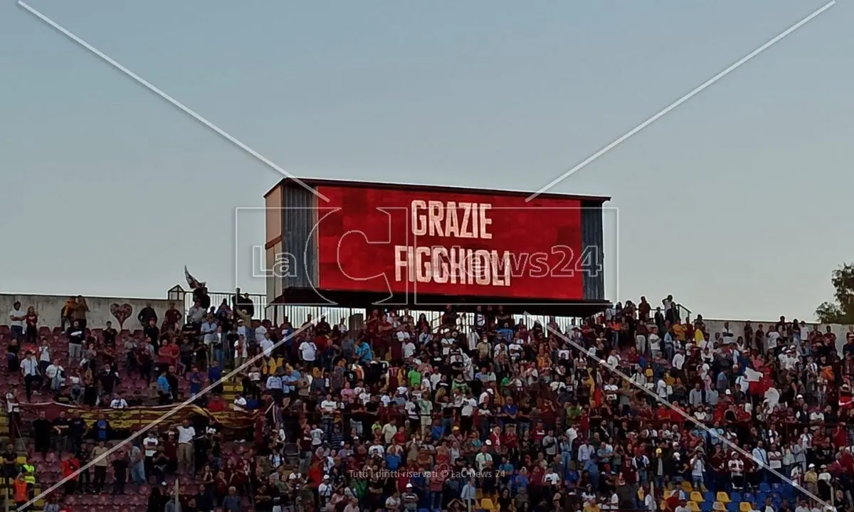 Cosenza-Reggina, settore ospiti già sold-out: 500 tifosi amaranto saranno al Marulla