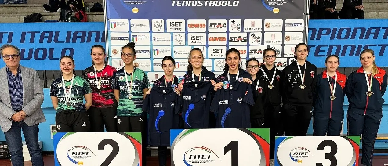 Tennistavolo, titolo italiano Under 19 a squadre per l’atleta vibonese Miriam Carnovale