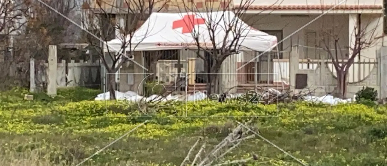 Naufragio migranti a Crotone: le reazioni del mondo della politica e delle istituzioni - LIVE