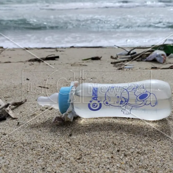 Strage di migranti in Calabria, il sogno di una nuova vita svanita a pochi metri dalla riva: «Una cosa mai vista, terribile»