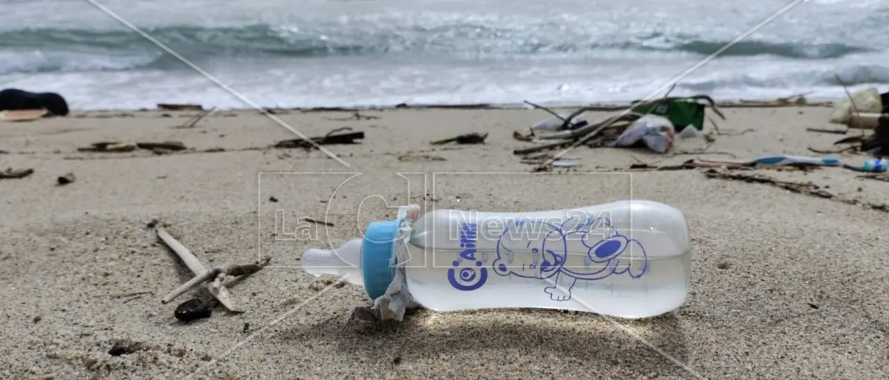 Strage di migranti in Calabria, il sogno di una nuova vita svanita a pochi metri dalla riva: «Una cosa mai vista, terribile»