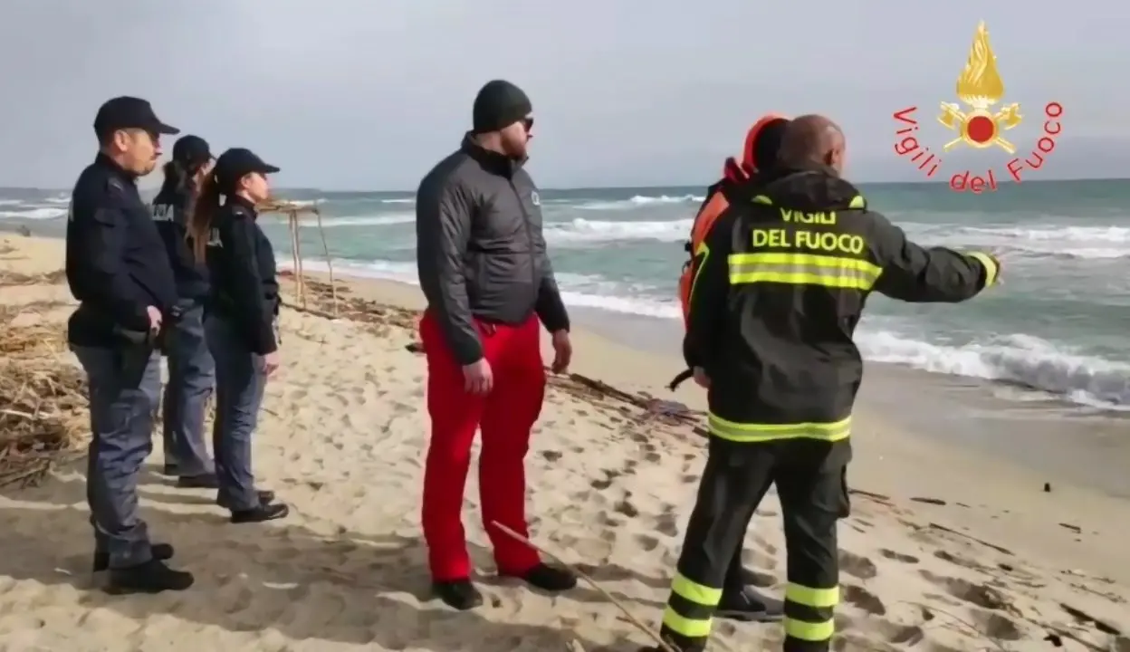 Naufragio migranti a Crotone, fermati altri due presunti scafisti
