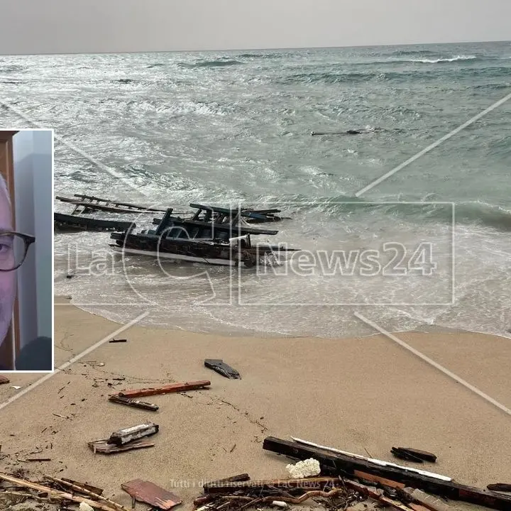 Strage di migranti, polemiche per presunti ritardi nei soccorsi. Ma il procuratore di Crotone precisa: «Indagine solo sul naufragio»