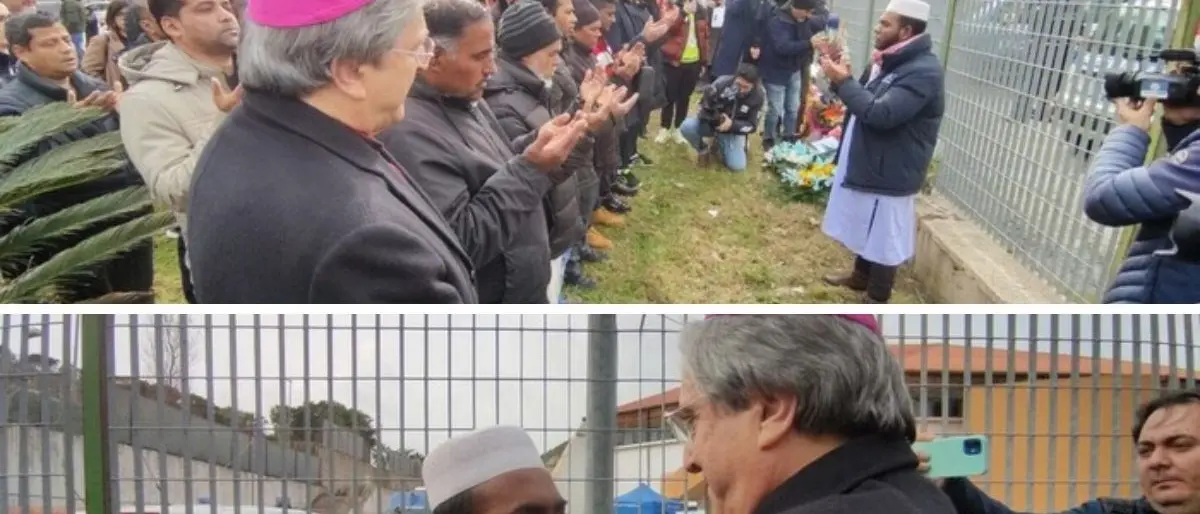 Naufragio a Crotone, l’abbraccio tra vescovo e imam davanti alle bare: «Umanità sconfitta»