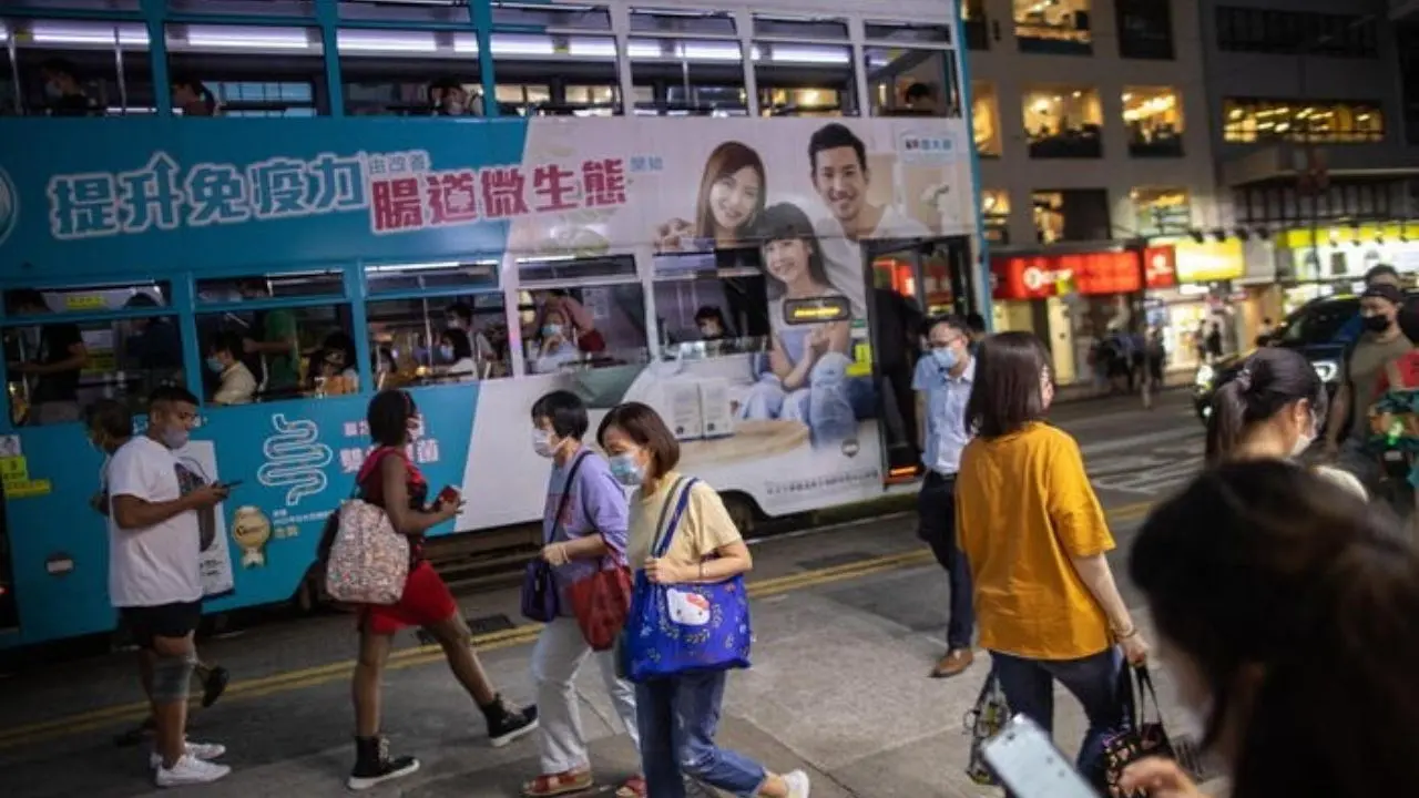 Covid: a Hong Kong stop all’uso delle mascherine dopo quasi tre anni