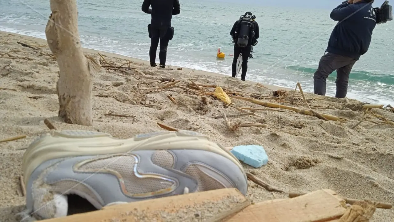 Strage di Cutro, il «disappunto» dell’Usim per la decisione di Occhiuto di costituirsi parte civile al processo