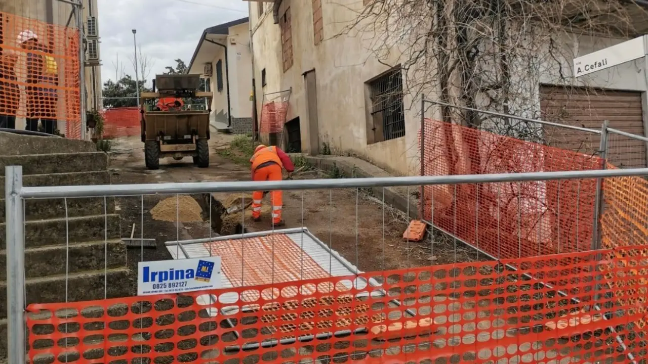 Corigliano Rossano, un’antica tomba torna alla luce durante i lavori per la metanizzazione