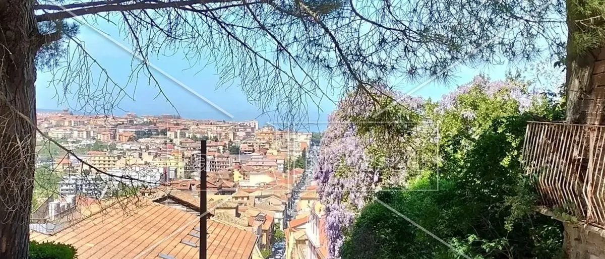 Vibo diventa set cinematografico, il centro storico ospiterà le riprese del film “Il vuoto”