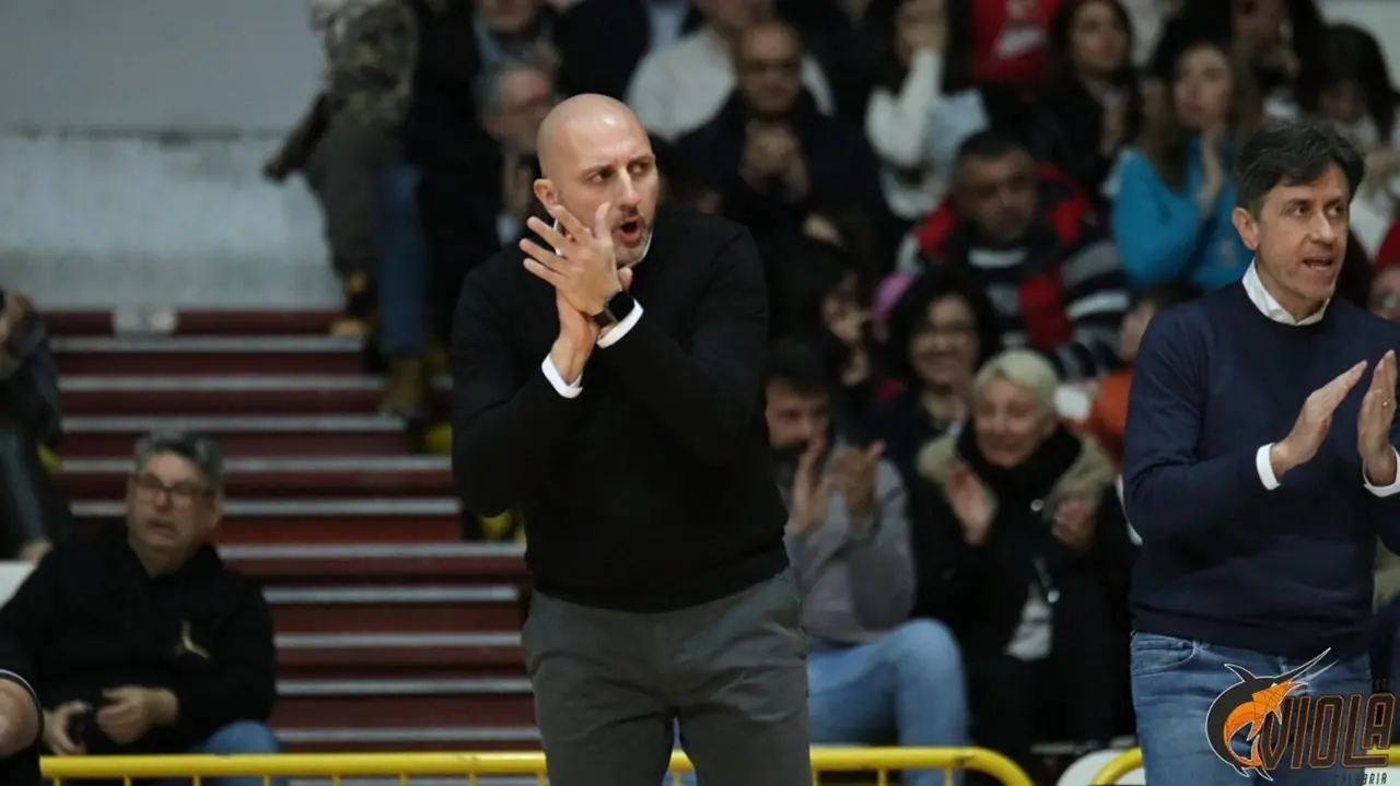 Viola Basket, l’incapacità di arrendersi: coach Bolignano vuole l’impresa salvezza