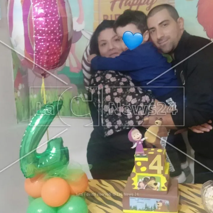 A Cosenza la battaglia del piccolo Michele contro un tumore raro, mamma Isabella: «Pregate per il mio bimbo»