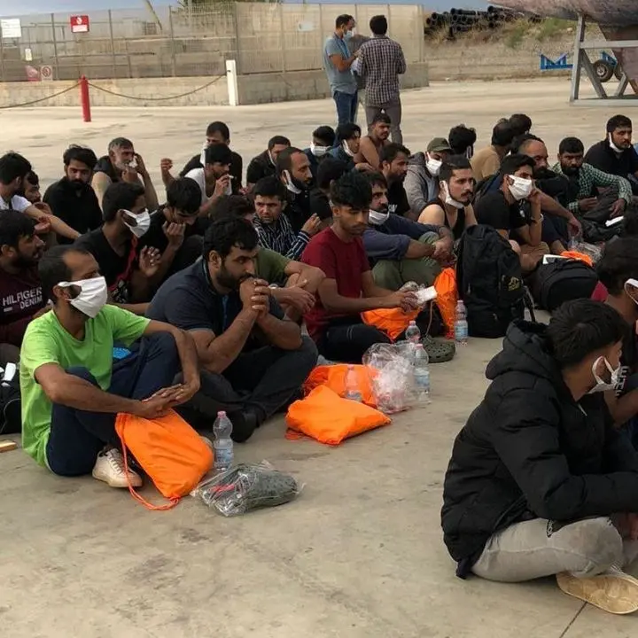 Immigrazione, tensione tra Lega e Fdi: non c’è accordo sul decreto legge da portare a Cutro
