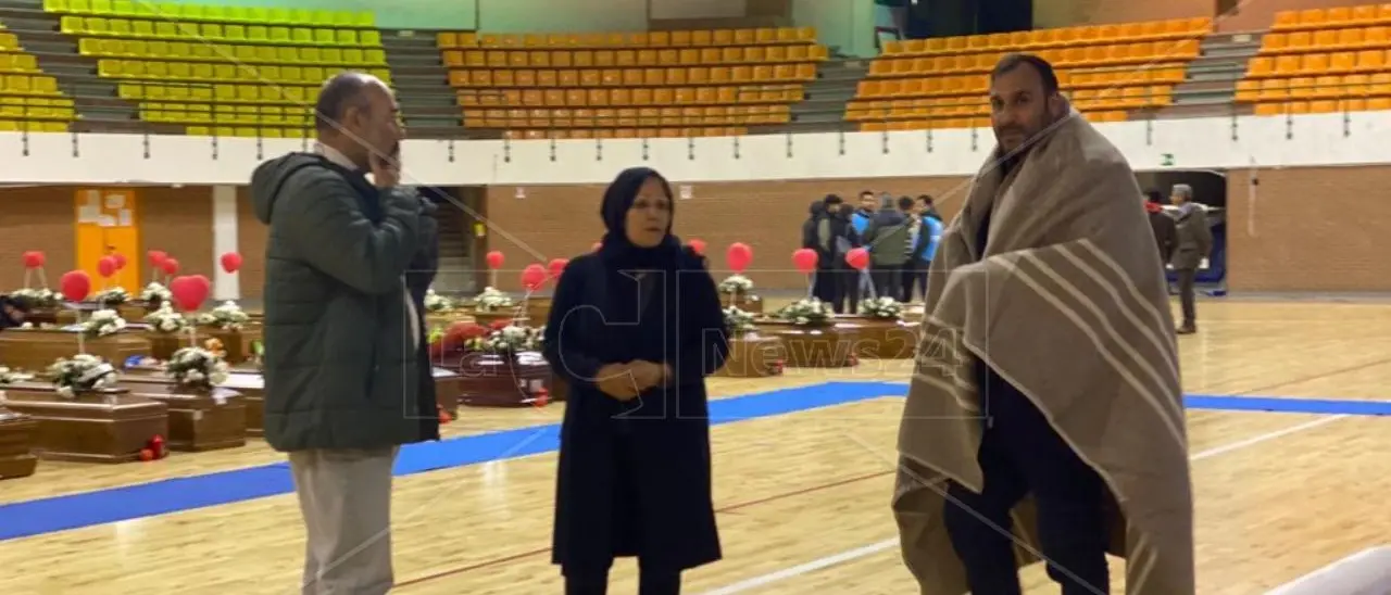 Strage migranti, rimpatriate finora 12 salme: nei prossimi giorni altre 24 saranno trasferite in Germania e Afghanistan