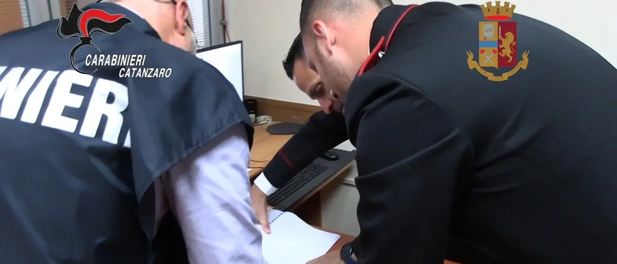 Testamenti falsi per intascare l’eredità, cadono le accuse nei confronti del titolare di farmacie Aiello