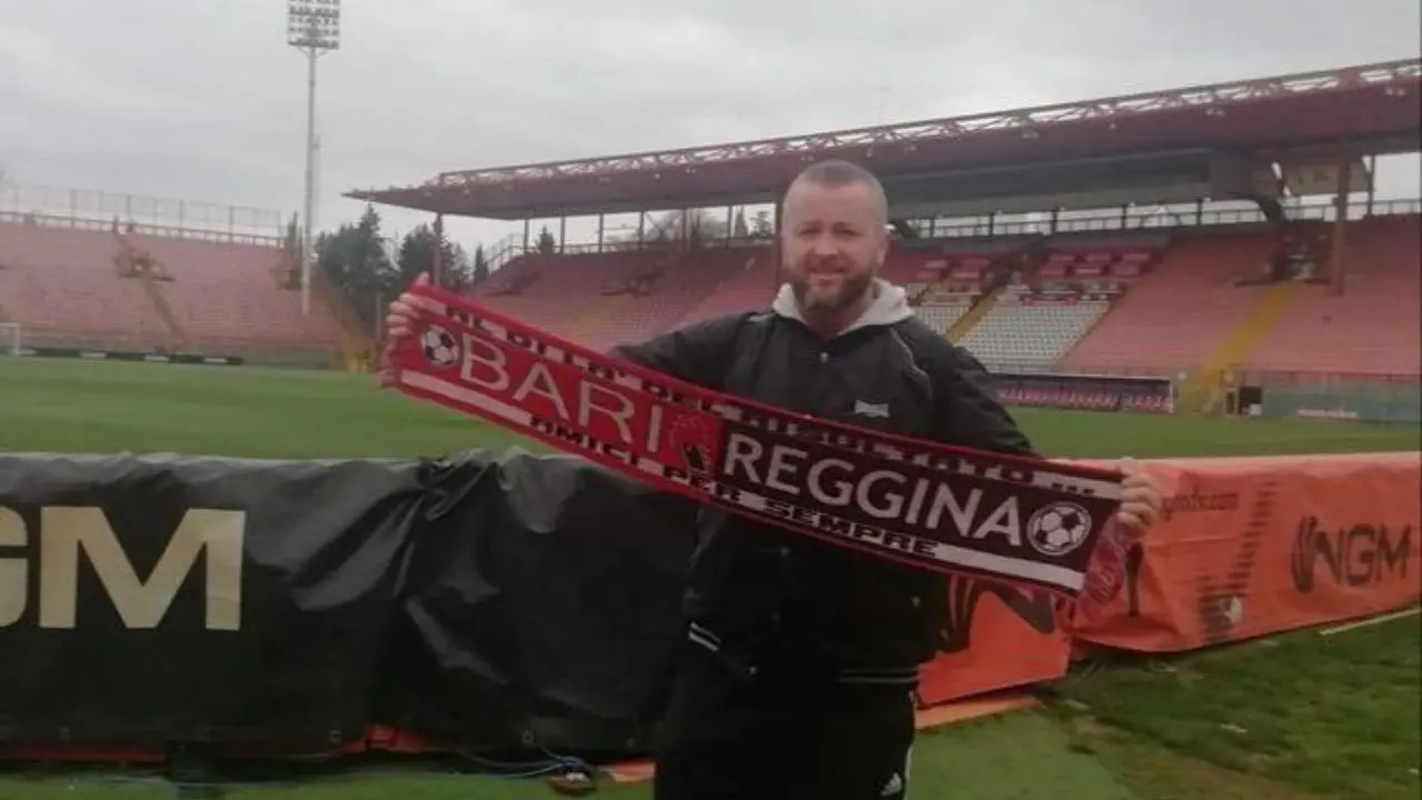 Perugia-Reggina rinviata, l’amarezza dei tifosi: c’è chi era partito da Londra per seguire gli amaranto