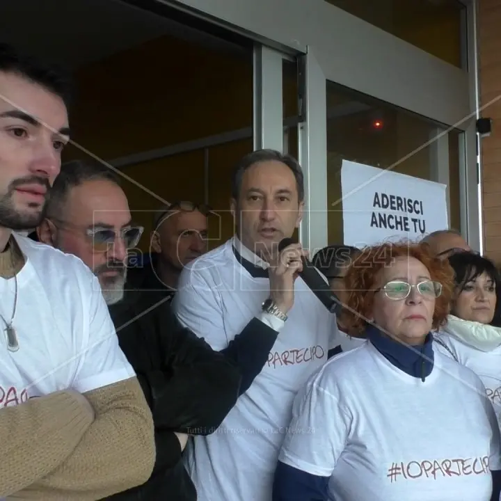 Ospedale di Paola, Graziano Di Natale organizza sit-in per chiedere l’attivazione dell’Emodinamica