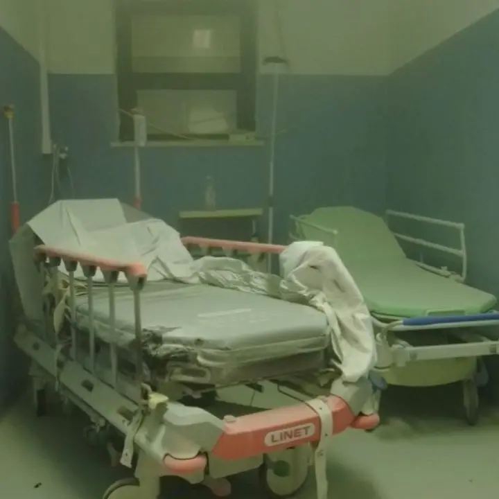Ospedale Corigliano Rossano, paziente sottoposto a tso appicca incendio in pronto soccorso