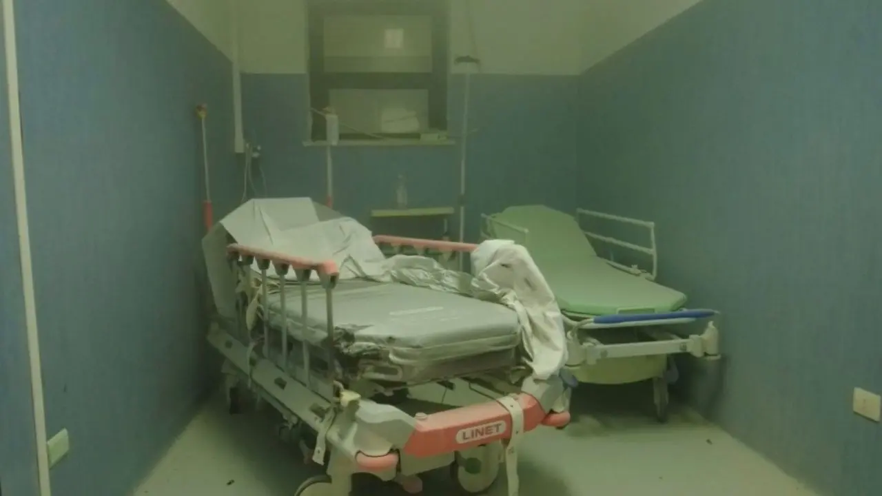 Ospedale Corigliano Rossano, paziente sottoposto a tso appicca incendio in pronto soccorso