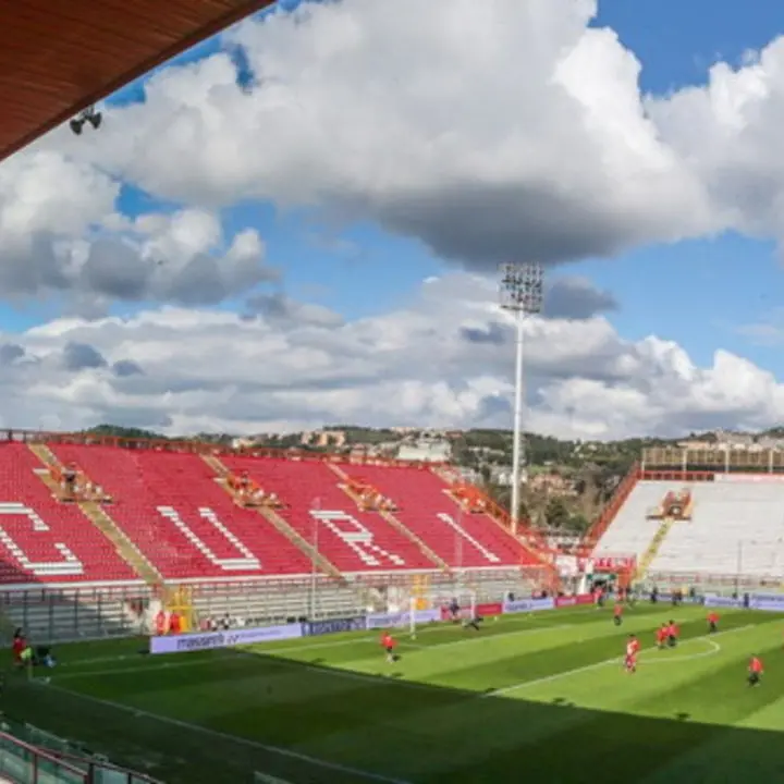 Partita Perugia-Reggina rinviata per il terremoto, fissata la data del recupero: si scende in campo il 5 aprile alle 20.15
