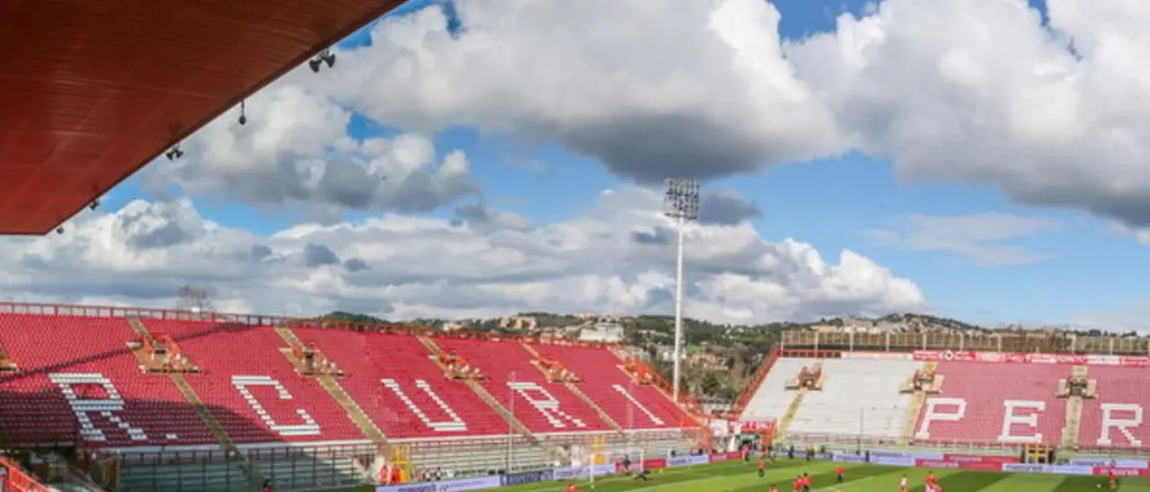 Partita Perugia-Reggina rinviata per il terremoto, fissata la data del recupero: si scende in campo il 5 aprile alle 20.15