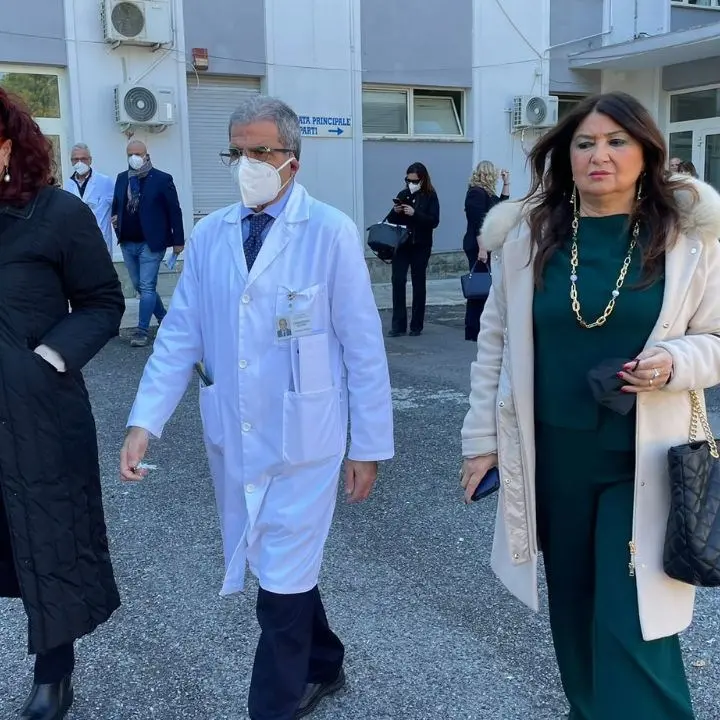 Ospedale Praia a Mare, Straface: «Struttura in ottimo stato, la Chirurgia presto tornerà in funzione»
