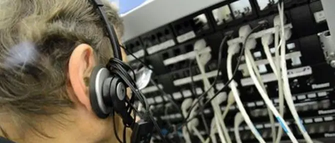 «Se spari a quel drogato di mio figlio ti offro un caffè», la disperazione di un padre pressato da uno spacciatore non pagato