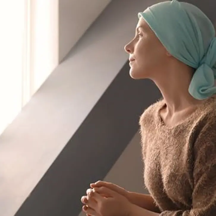 Una paziente oncologica a Occhiuto: «Ospedali chiusi e zero attrezzature, ci guardi negli occhi: non vogliamo morire»