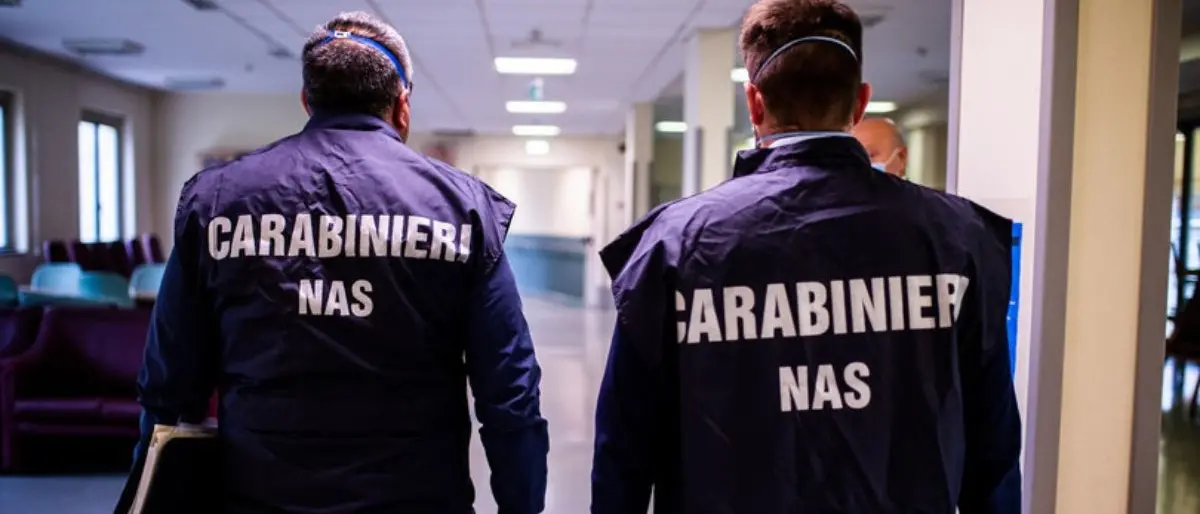 Controlli dei Nas in 42 mense scolastiche del Reggino: multe per oltre 13mila euro