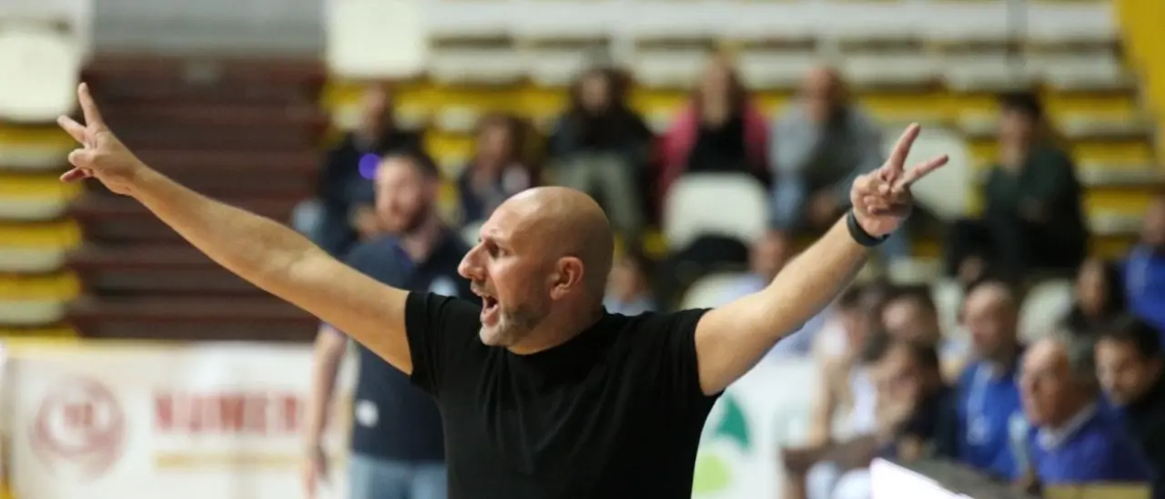 Viola Basket, la carica di coach Bolignano: «Faremo di tutto per salvarci»