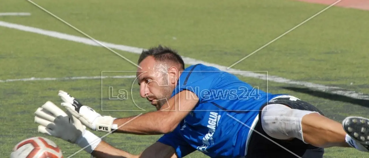 Promozione A: le parate di Francesco Sestito per garantire la salvezza al Cutro