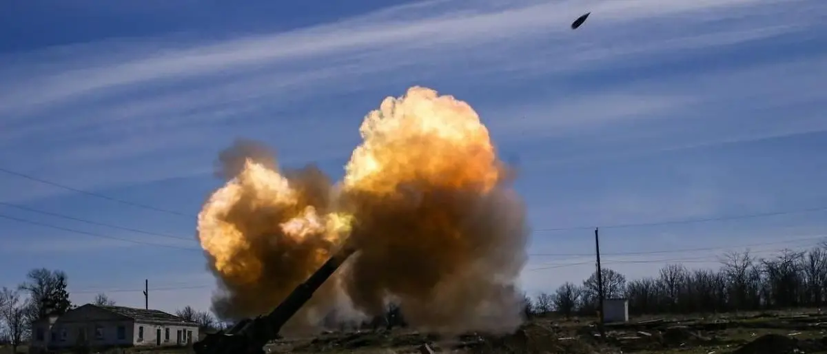 Guerra in Ucraina, la Russia avverte l’Occidente: «Rischio di apocalisse nucleare»