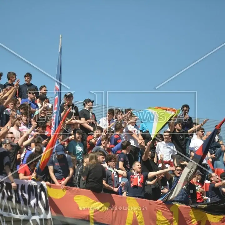Serie B, la tifoseria del Cosenza tra le più presenti in trasferta: ecco la classifica