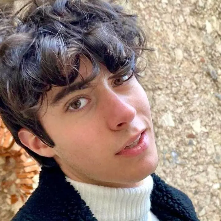A tu per tu con un ventenne calabrese: «Qui ci sono tanti talenti, ma bisogna lottare e non arrendersi»