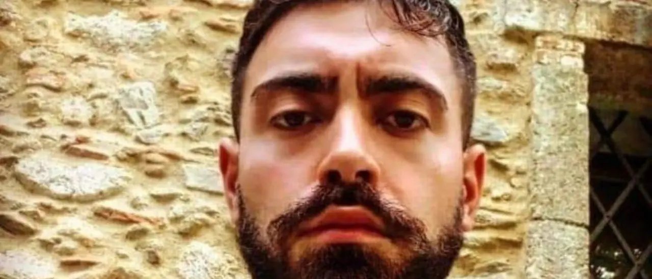 I mille volti di Lorenzo: attore, interprete e musicista. Una tempesta perfetta di arte e cultura