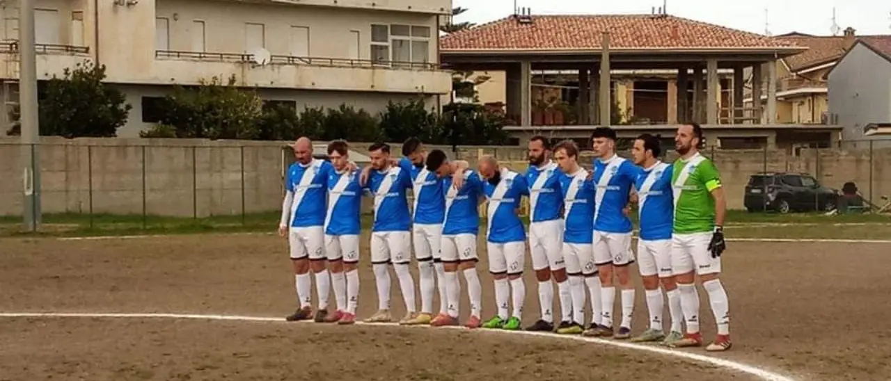 Minacce ai giocatori del Cotronei Caccuri, l’Asd Cutro: «Condanniamo l’accaduto ma si poteva giocare»