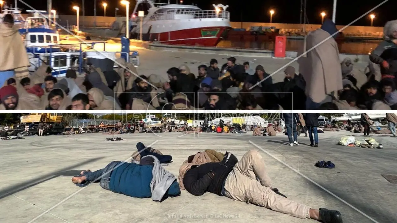 Migranti, ancora sbarchi in Calabria: 650 persone arrivate a Roccella durante la scorsa notte