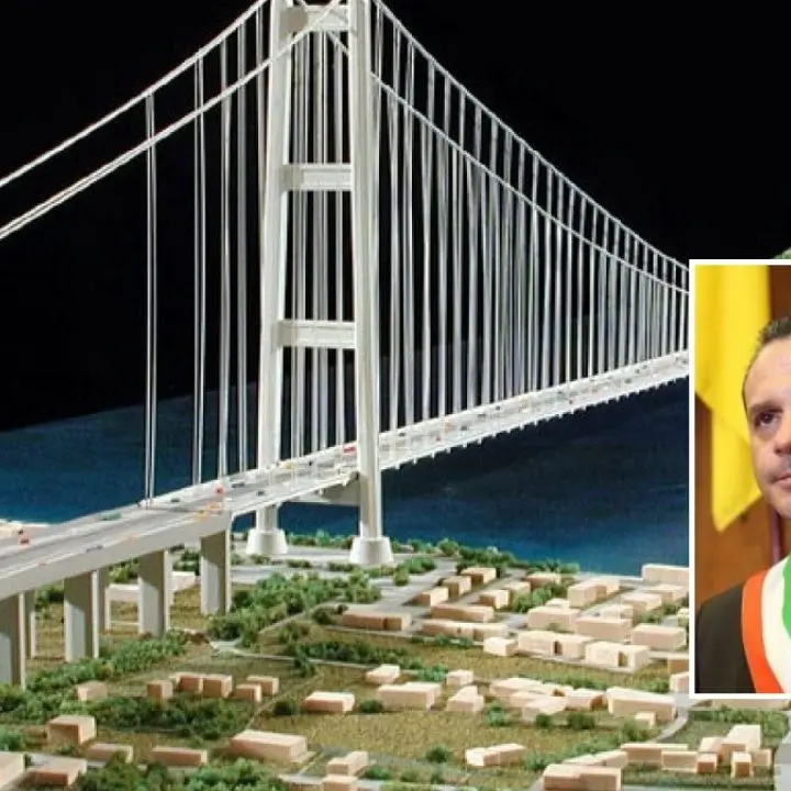 Ponte sullo Stretto, Cateno De Luca: «Mentre Salvini gioca con i lego, la continuità tra Calabria e Sicilia resta un miraggio»