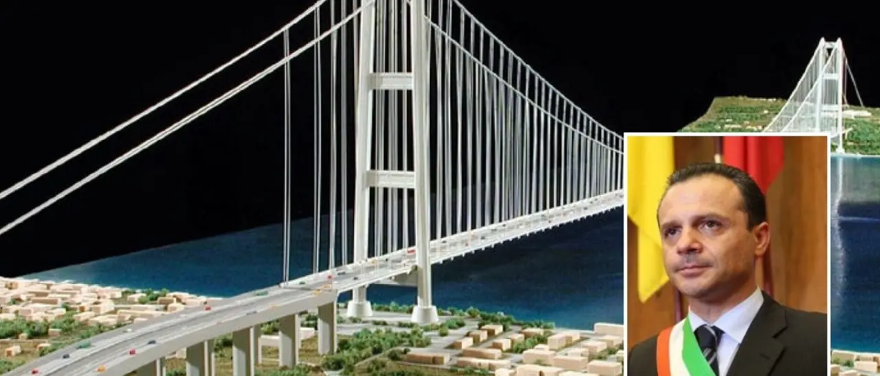 Ponte sullo Stretto, Cateno De Luca: «Mentre Salvini gioca con i lego, la continuità tra Calabria e Sicilia resta un miraggio»