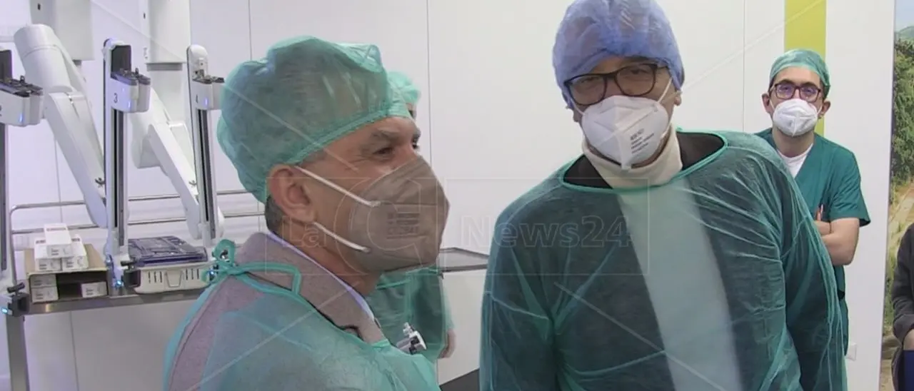 Cosenza, all’ospedale Annunziata installato il robot chirurgico dell’Unical