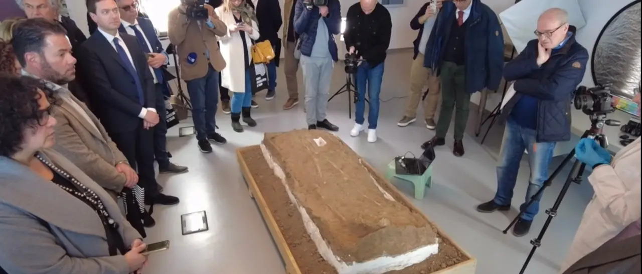 Sibari, lo scavo e il restauro della tomba e dei reperti scoperti a Favella saranno aperti al pubblico