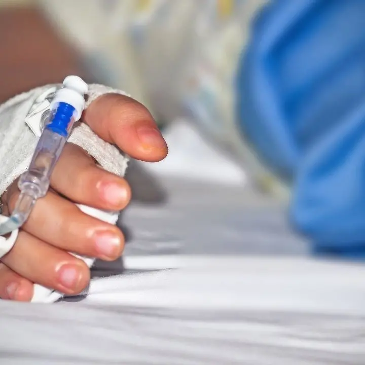 Asportato tumore di 2 chili dal fegato di una bimba di 10 mesi: l’intervento record al Bambino Gesù