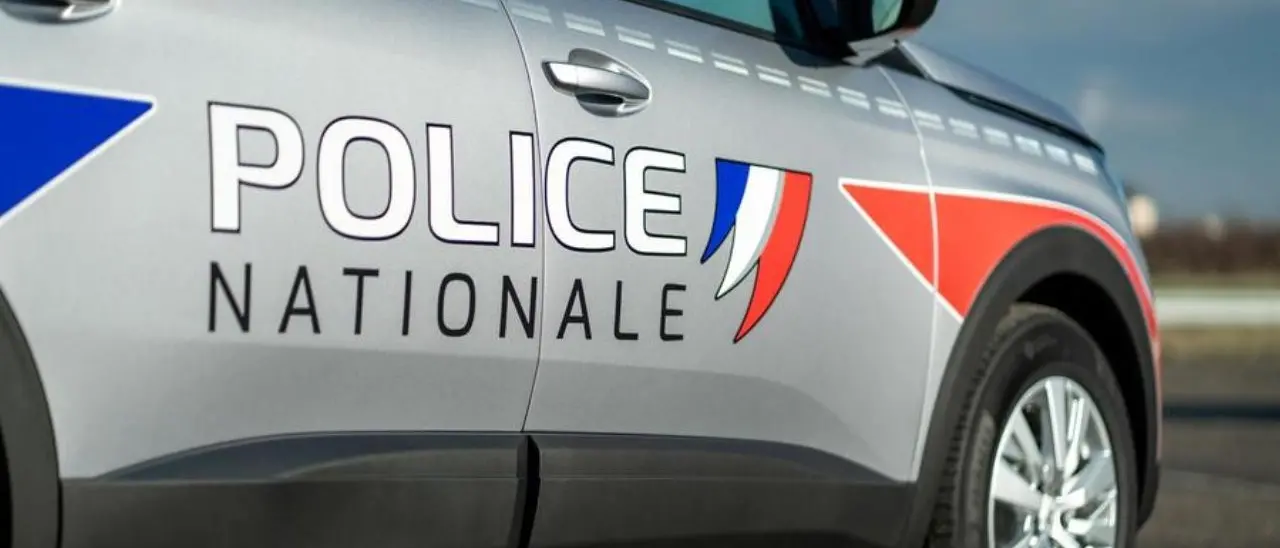 Notte violenta a Marsiglia, 3 morti e 3 feriti gravi: indaga la polizia