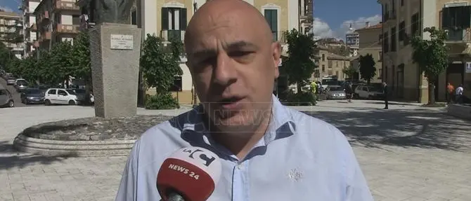 Cosenza, l’assessore De Cicco torna in libertà: il Riesame annulla l’ordinanza cautelare