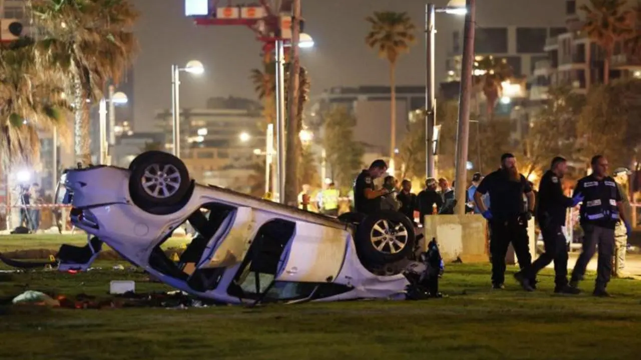 Attentato in Israele, auto sulla folla a Tel Aviv: ucciso un cittadino italiano