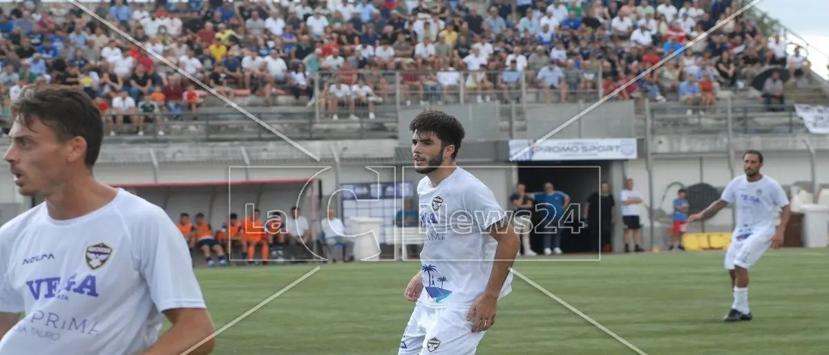 Eccellenza: Saverio Staropoli al comando della Top Ten di Zona D