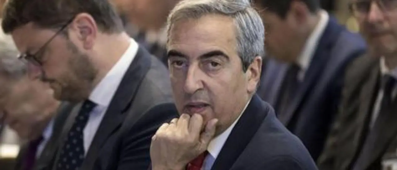 Migranti, Gasparri (Fi): «Le Regioni Pd vanno contro lo stato d‘emergenza. Facendo così mettono in difficoltà chi sbarca»